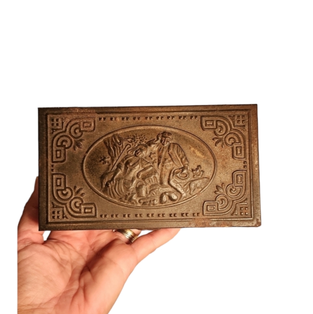 "Rare" Vintage Cigarette Box